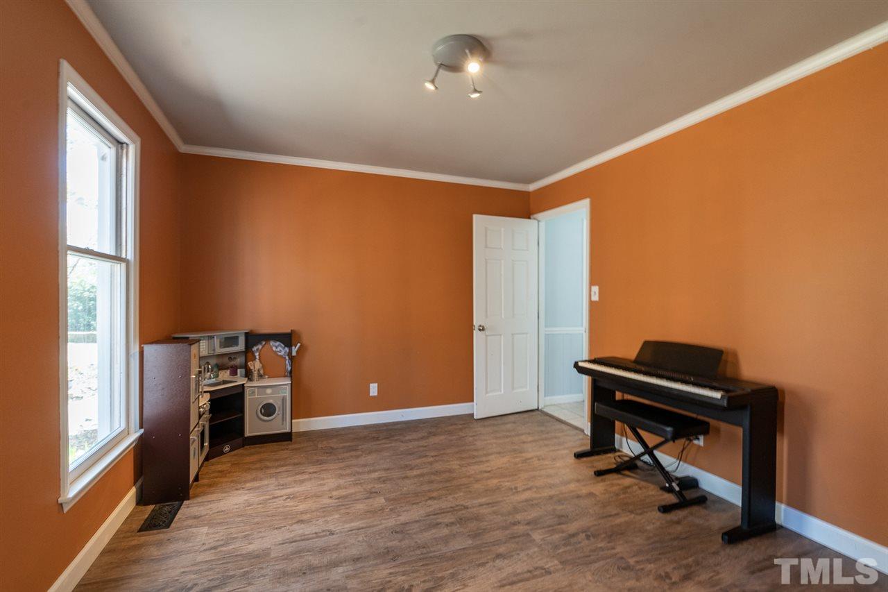 4109 Yates Mill Pond Road Raleigh, NC 27606 - Photo 11 of 22 Gallery Image 11