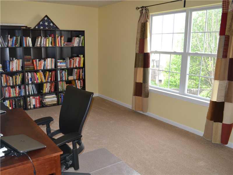 10812 Roundtree Road Fishers, IN 46037 - Photo 12 of 16 Gallery Image 12