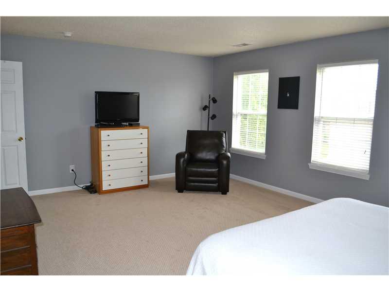 10812 Roundtree Road Fishers, IN 46037 - Photo 7 of 16 Gallery Image 7