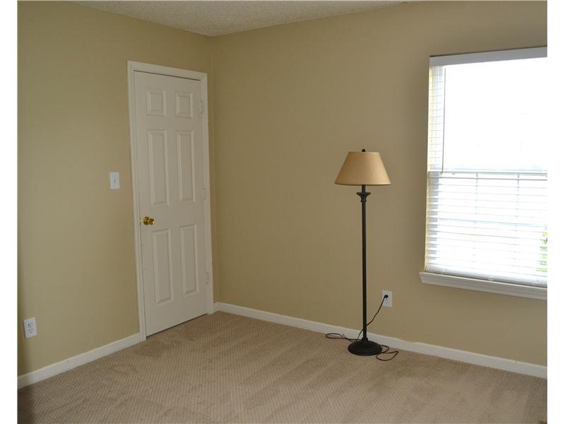 10812 Roundtree Road Fishers, IN 46037 - Photo 10 of 16 Gallery Image 10