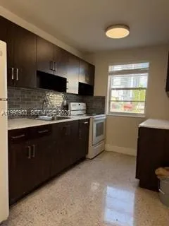 $2,300 | 1607 Northwest 16th Avenue, Unit 1, Miami, FL 33125