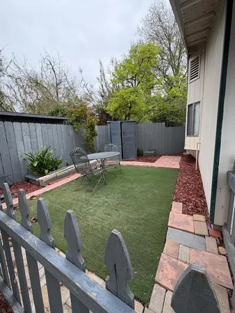 $2,450 | 227 Robelini Drive, Unit A, Vista, CA 92083