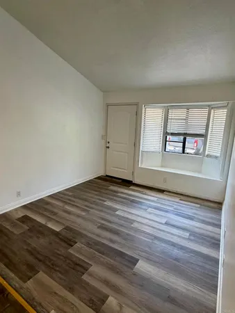 $2,450 | 227 Robelini Drive, Unit A, Vista, CA 92083