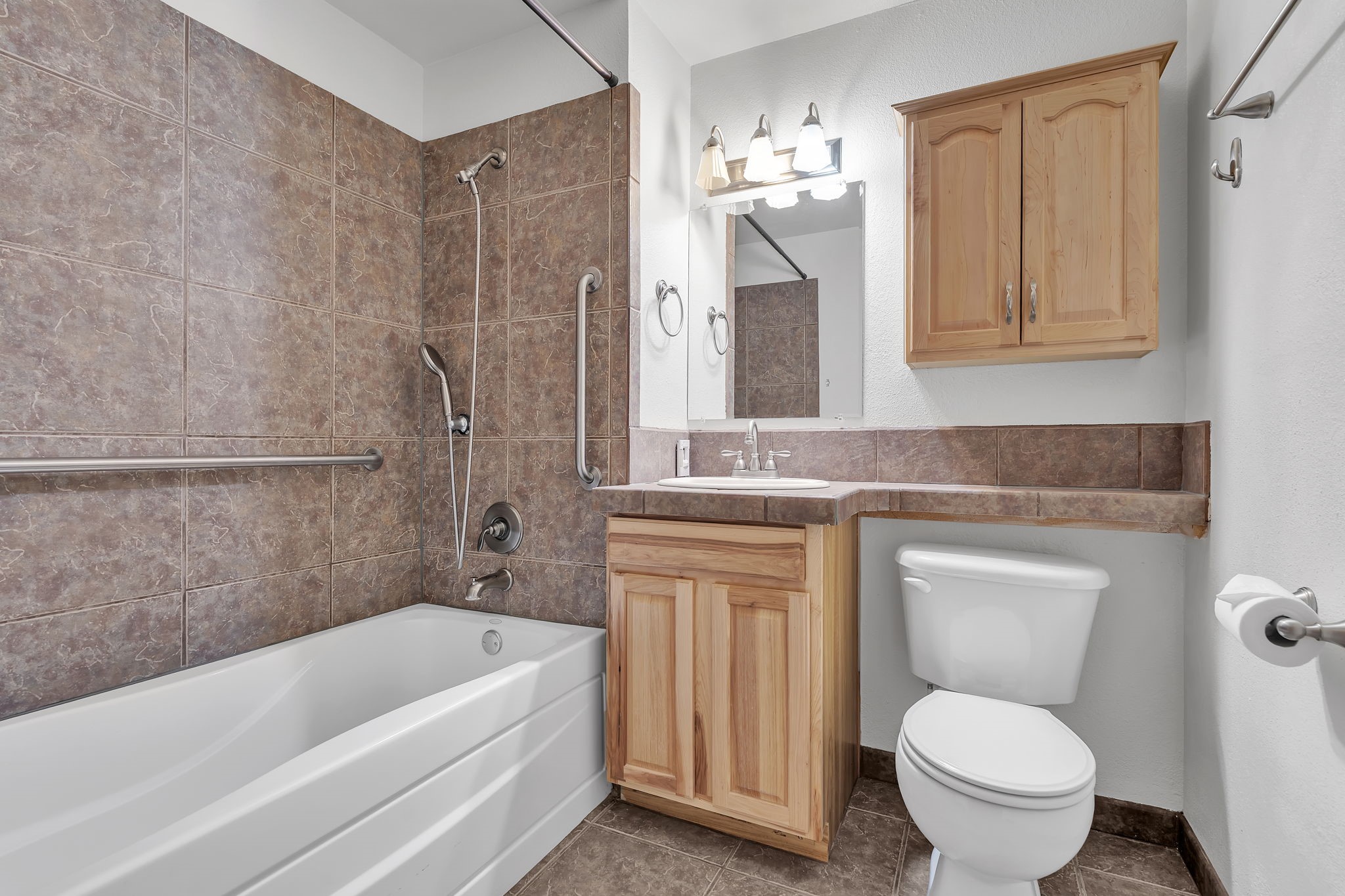2210 Miguel Chavez Road, Unit 113 Santa Fe, NM 87505 - Photo 8 of 30