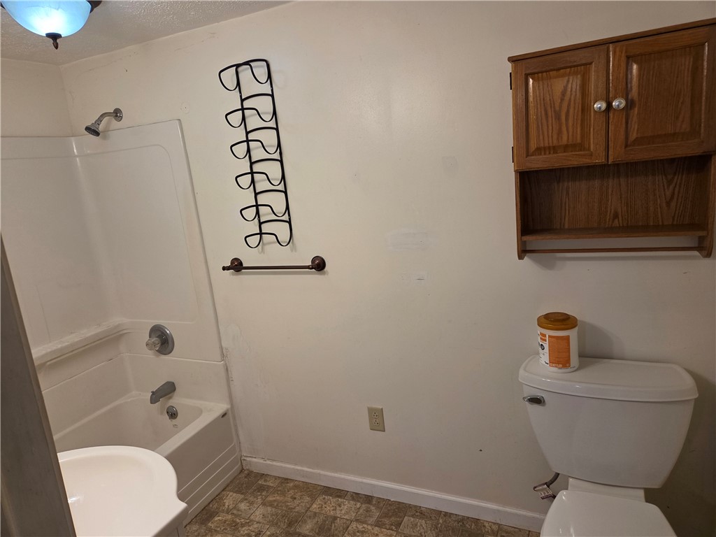 5364 Wilson Road Seneca, NY 14456 - Photo 6 of 43