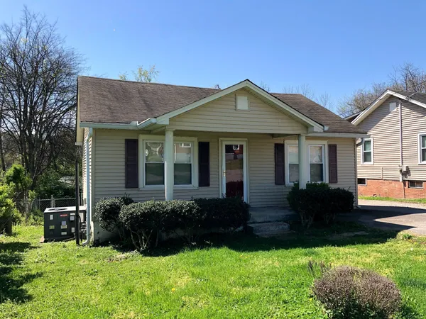 $1,375 | 113 Depot Street, Goodlettsville, TN 37072