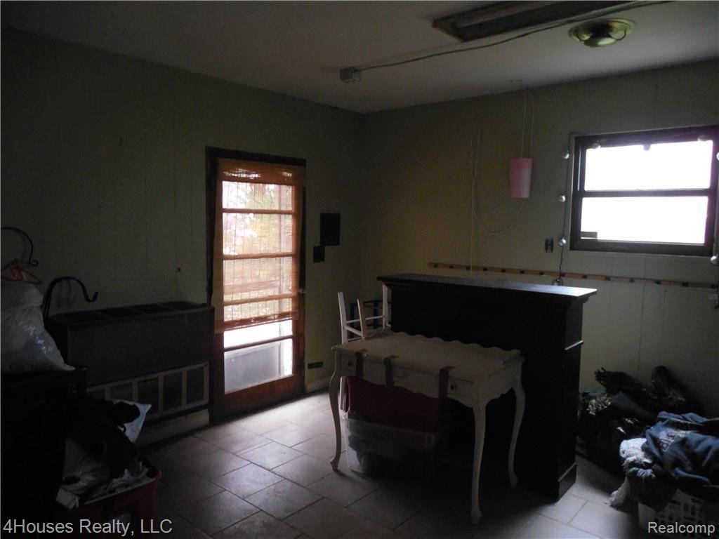 2686 New England Drive Rochester, MI 48309 - Photo 55 of 58 Workshop/Studio