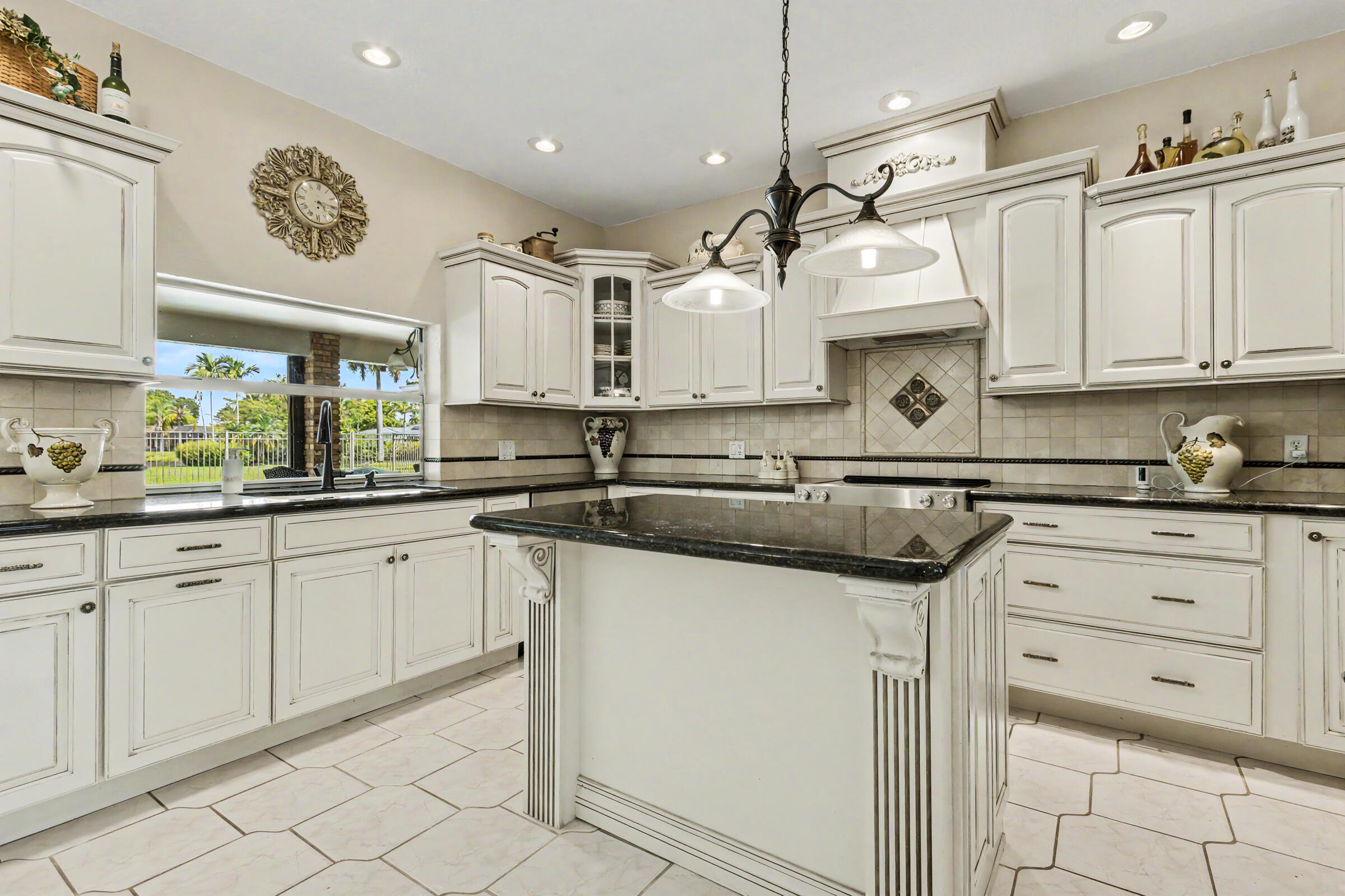 770 Ranch Road Weston, FL 33326 - Photo 23 of 63 770-14