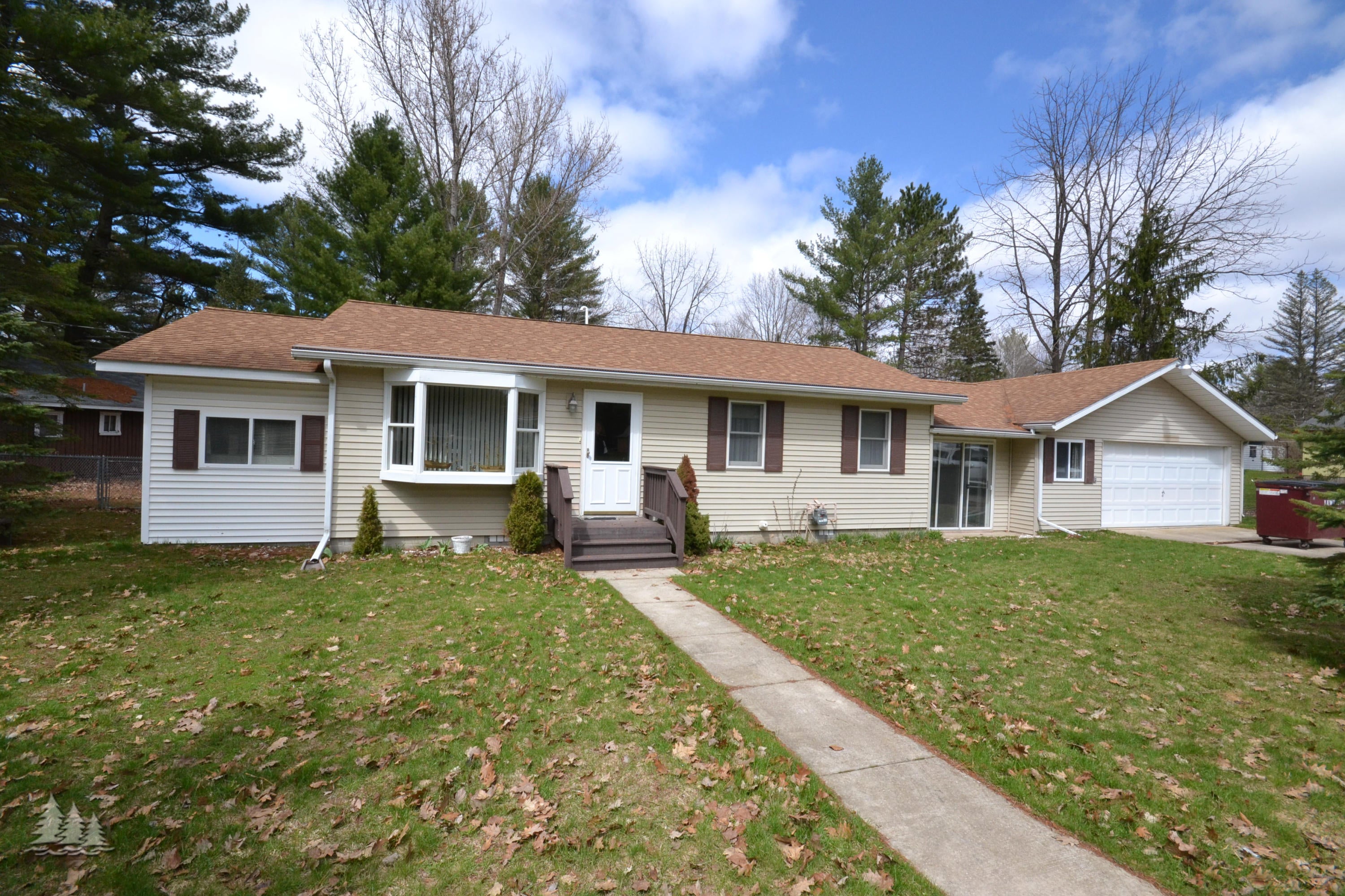 4524 Snyder Road Lewiston, MI 49756 - Photo 1 of 29 Gallery Image 1