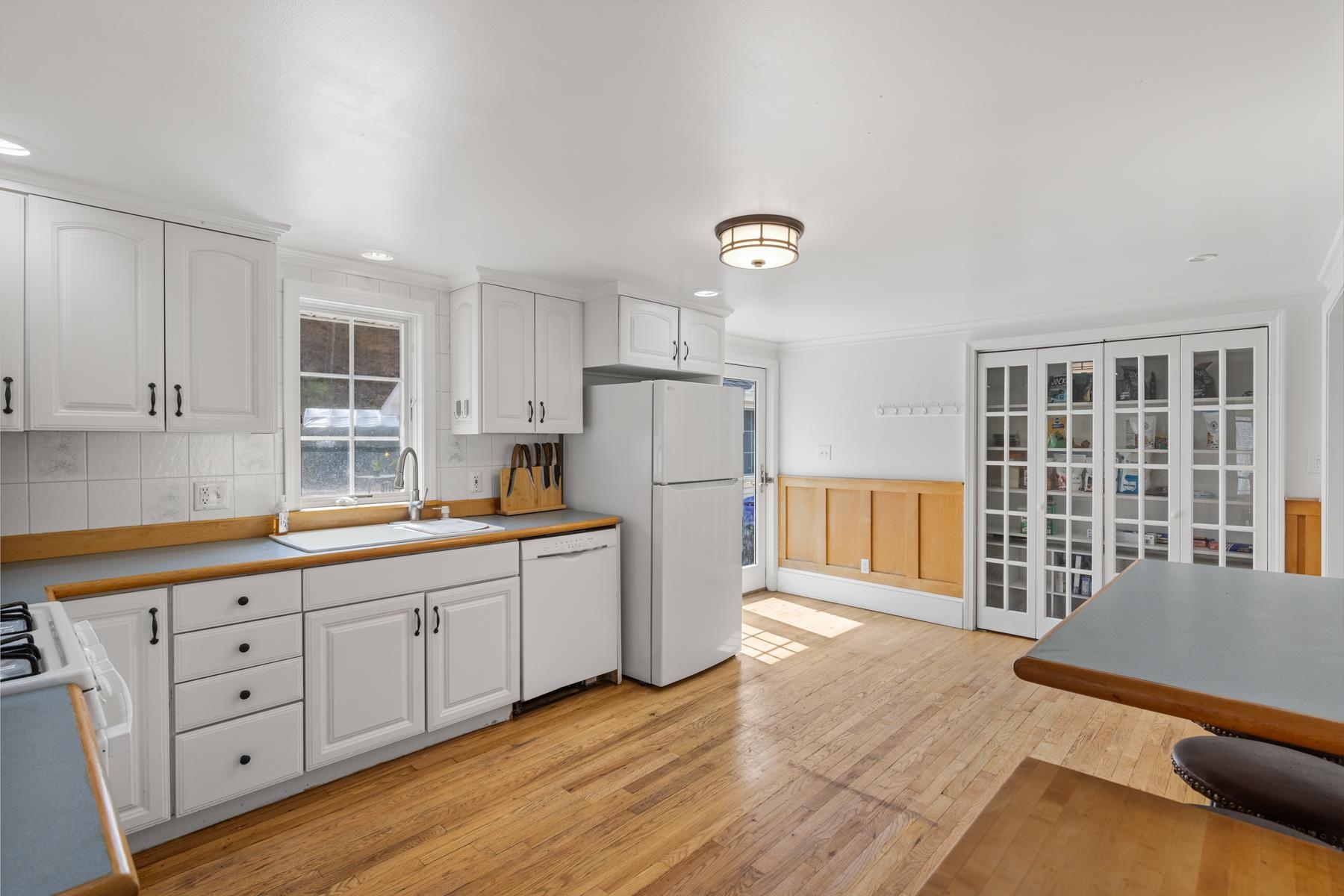 699 Kings Highway Middleton, NH 03887 - Photo 11 of 39
