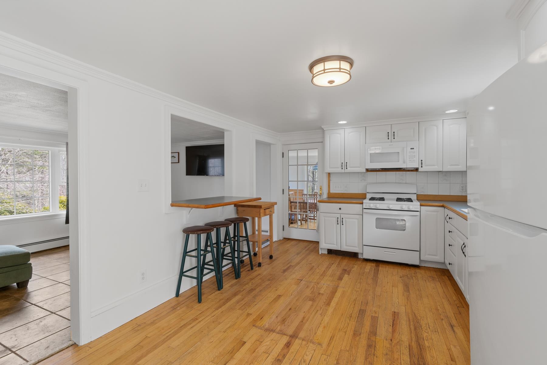 699 Kings Highway Middleton, NH 03887 - Photo 13 of 39