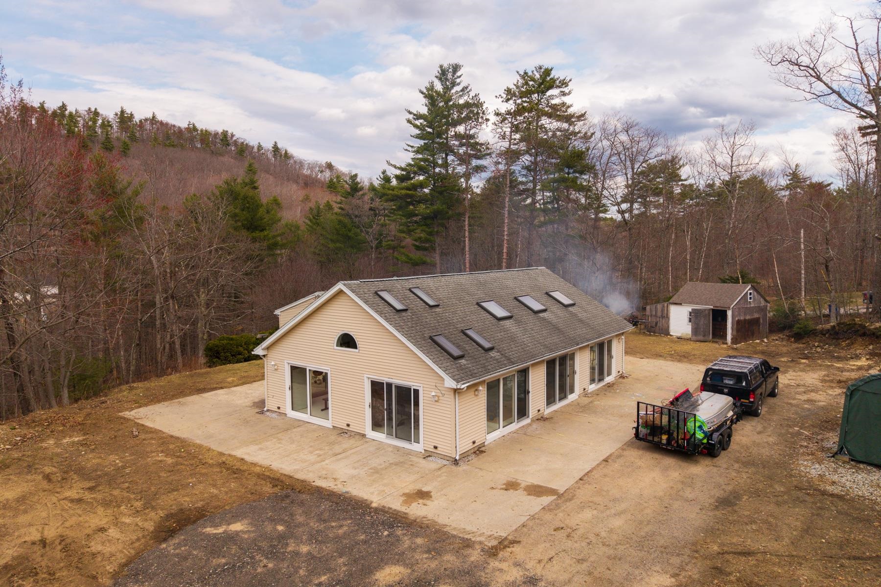 699 Kings Highway Middleton, NH 03887 - Photo 4 of 39