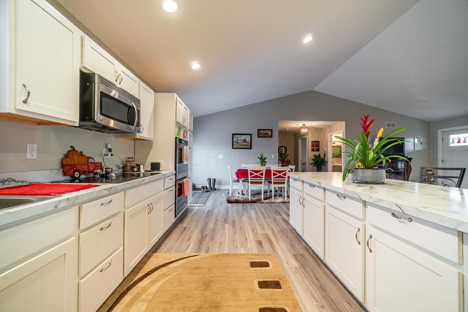 8170 Hudson Road Orient, OH 43146 - Photo 14 of 41 Gallery Image 14
