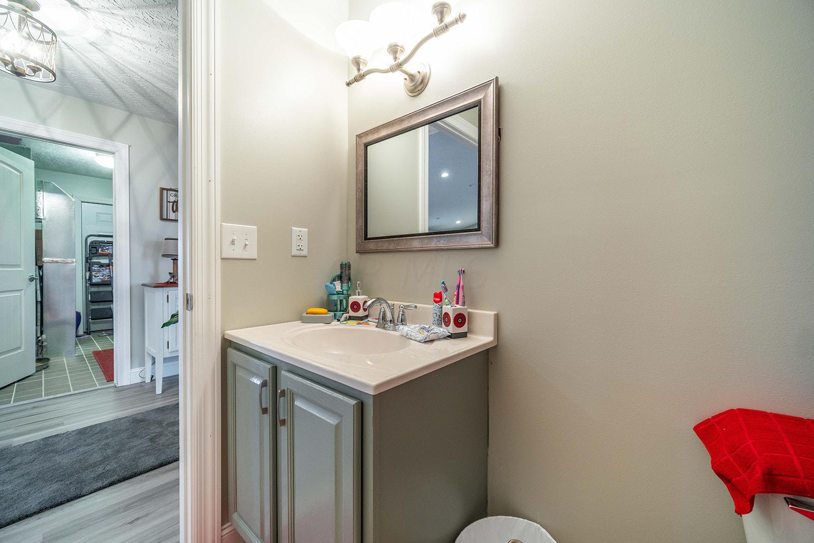 8170 Hudson Road Orient, OH 43146 - Photo 21 of 41 Gallery Image 21
