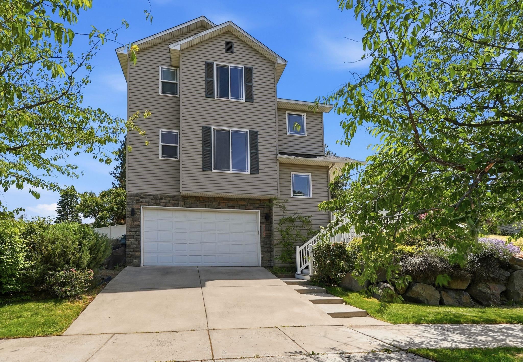 2109 South F Street Spokane, WA 99224 - Photo 2 of 37