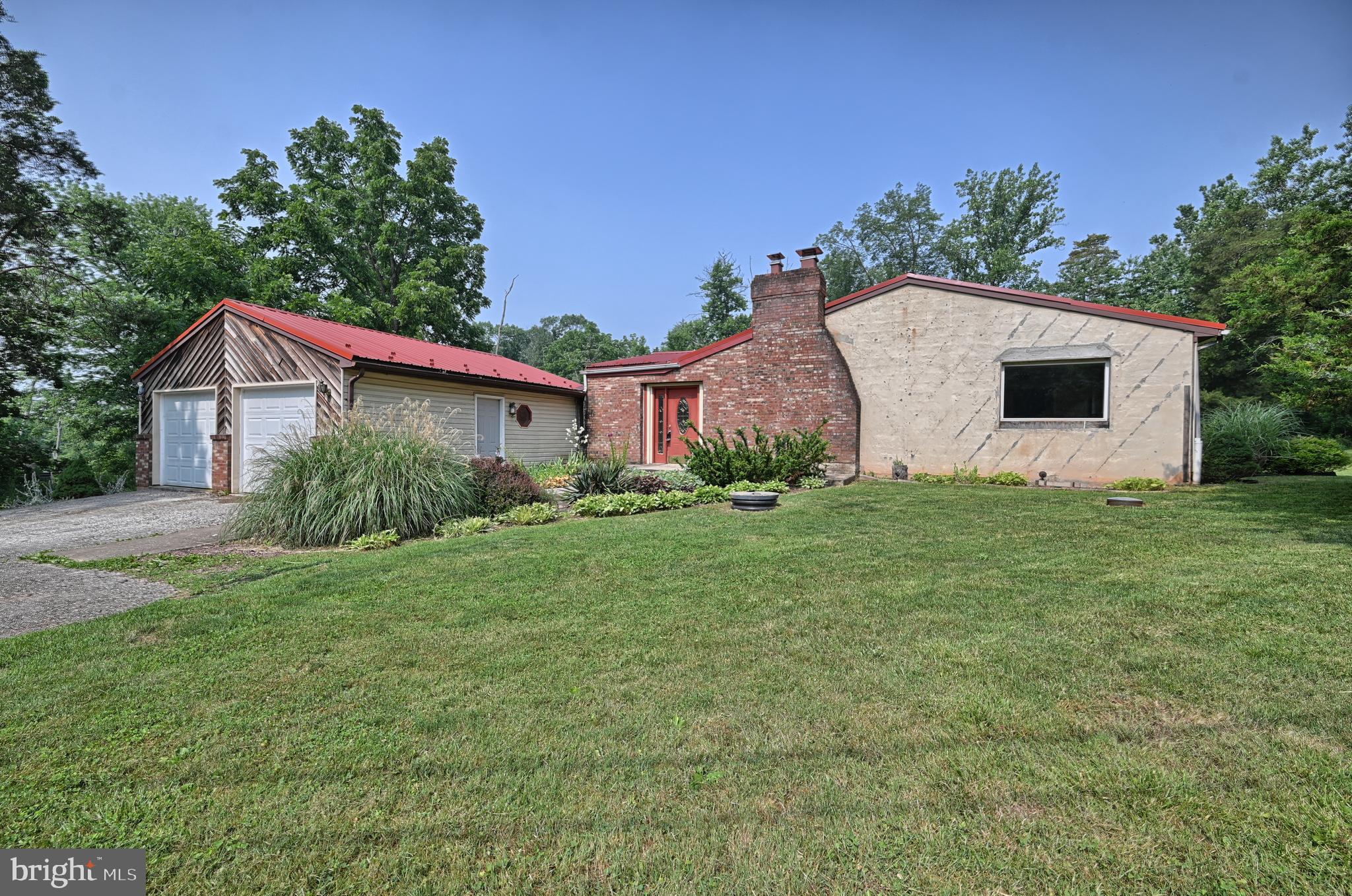 3761 Colonial Road Dover, PA 17315 - Photo 2 of 29 Gallery Image 2