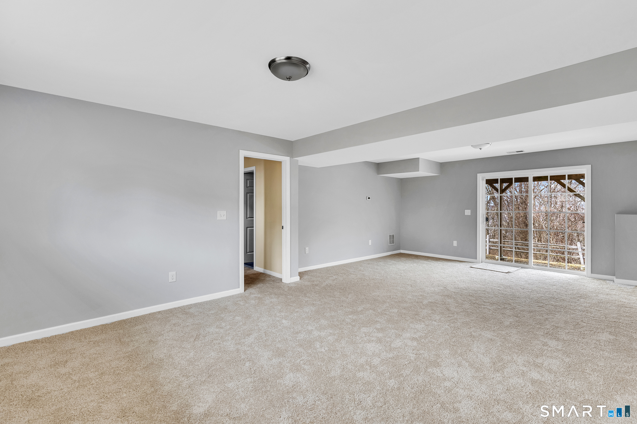 44 Shadybrook Lane Waterbury, CT 06706 - Photo 23 of 37