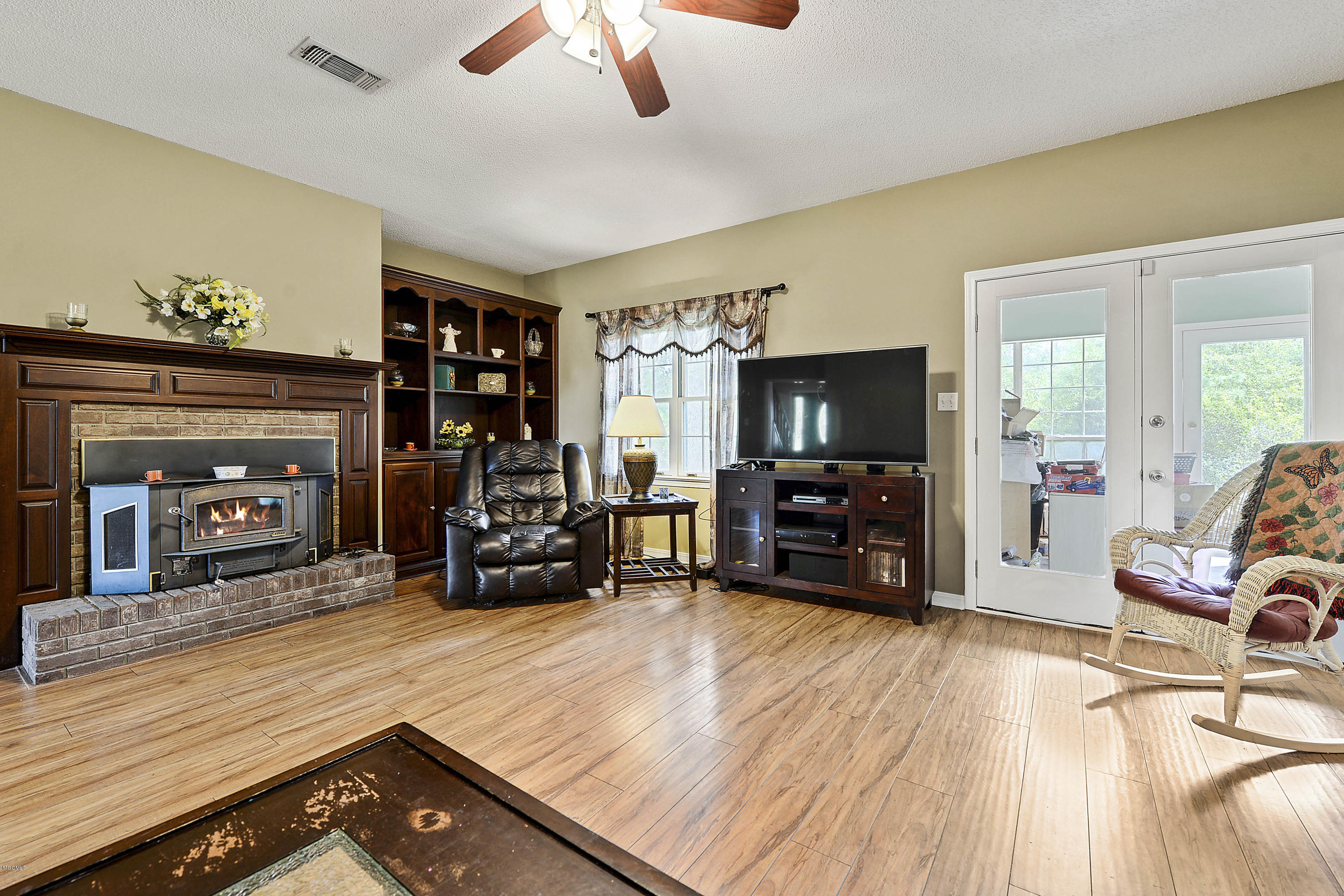 418 Wire Road East Perkinston, MS 39573 - Photo 9 of 28 008