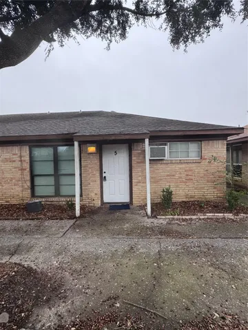 $795 | 4807 Mallow Street, Unit 5, Houston, TX 77033
