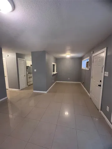 $795 | 4807 Mallow Street, Unit 5, Houston, TX 77033