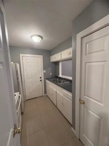 $795 | 4807 Mallow Street, Unit 5, Houston, TX 77033