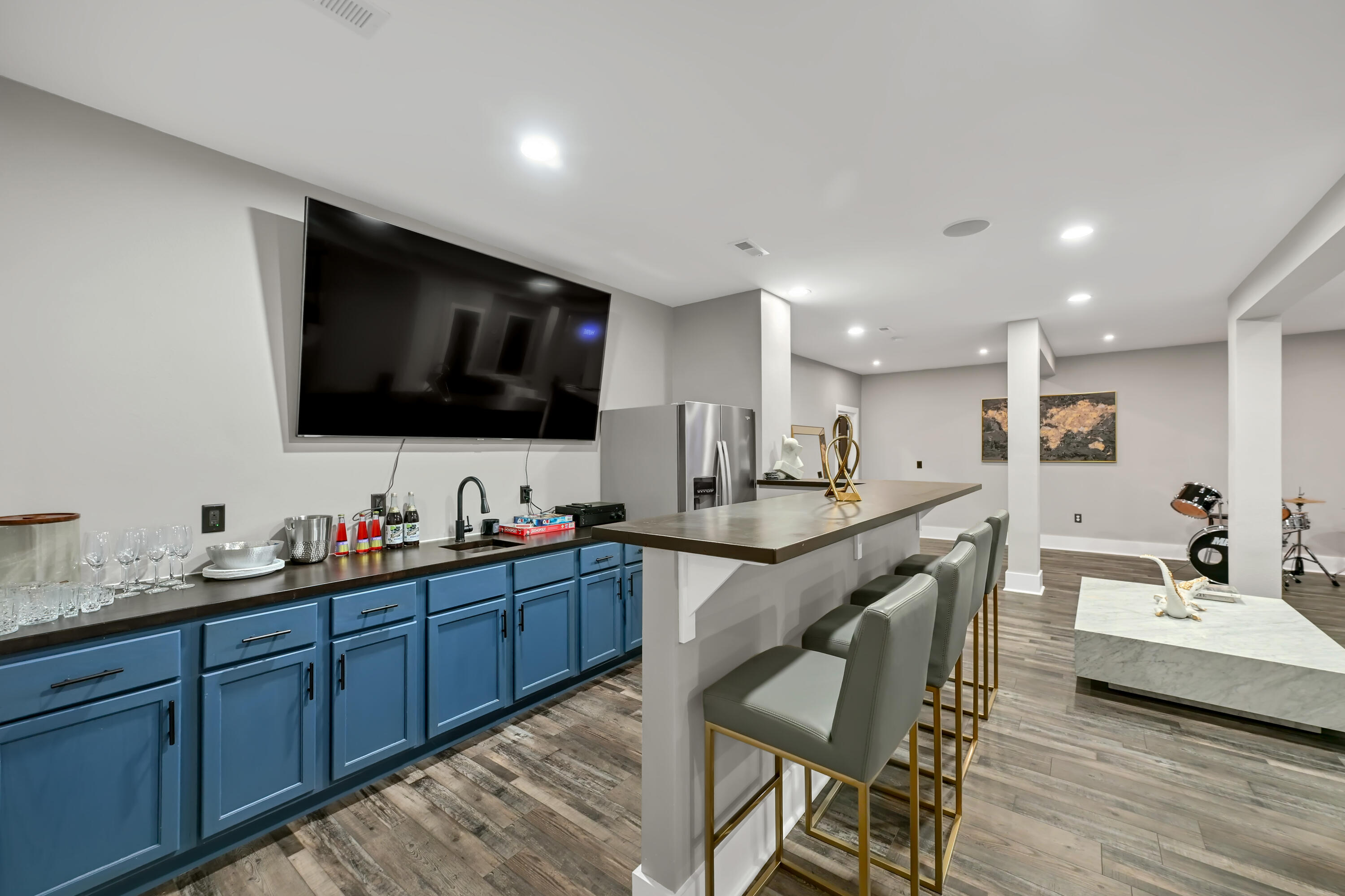 8825 North Spruce Road River Hills, WI 53217 - Photo 41 of 50 DZ8823new-48