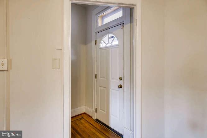 522 Rappolla Street Baltimore, MD 21224 - Photo 3 of 29