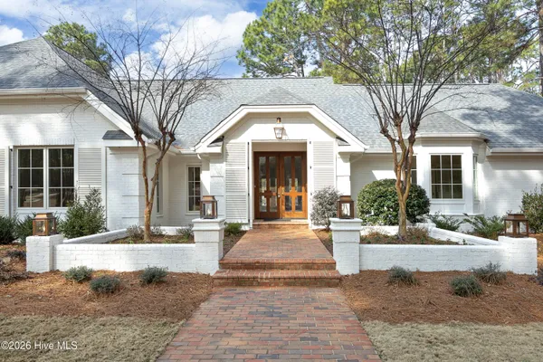$2,595,000 | 360 Lake Dornoch Drive, Pinehurst, NC 28374