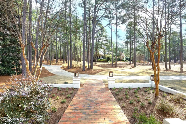 $2,595,000 | 360 Lake Dornoch Drive, Pinehurst, NC 28374