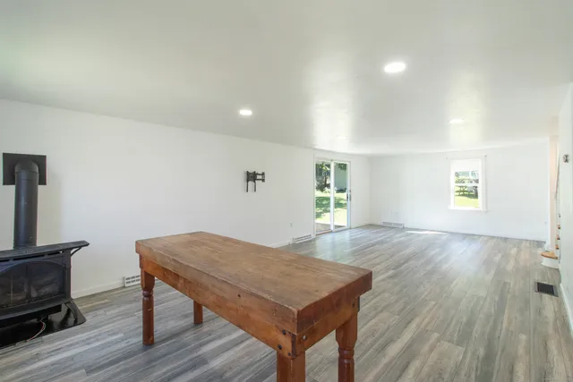 $2,800 | 38 Mohican Road, Old Saybrook, CT 06475