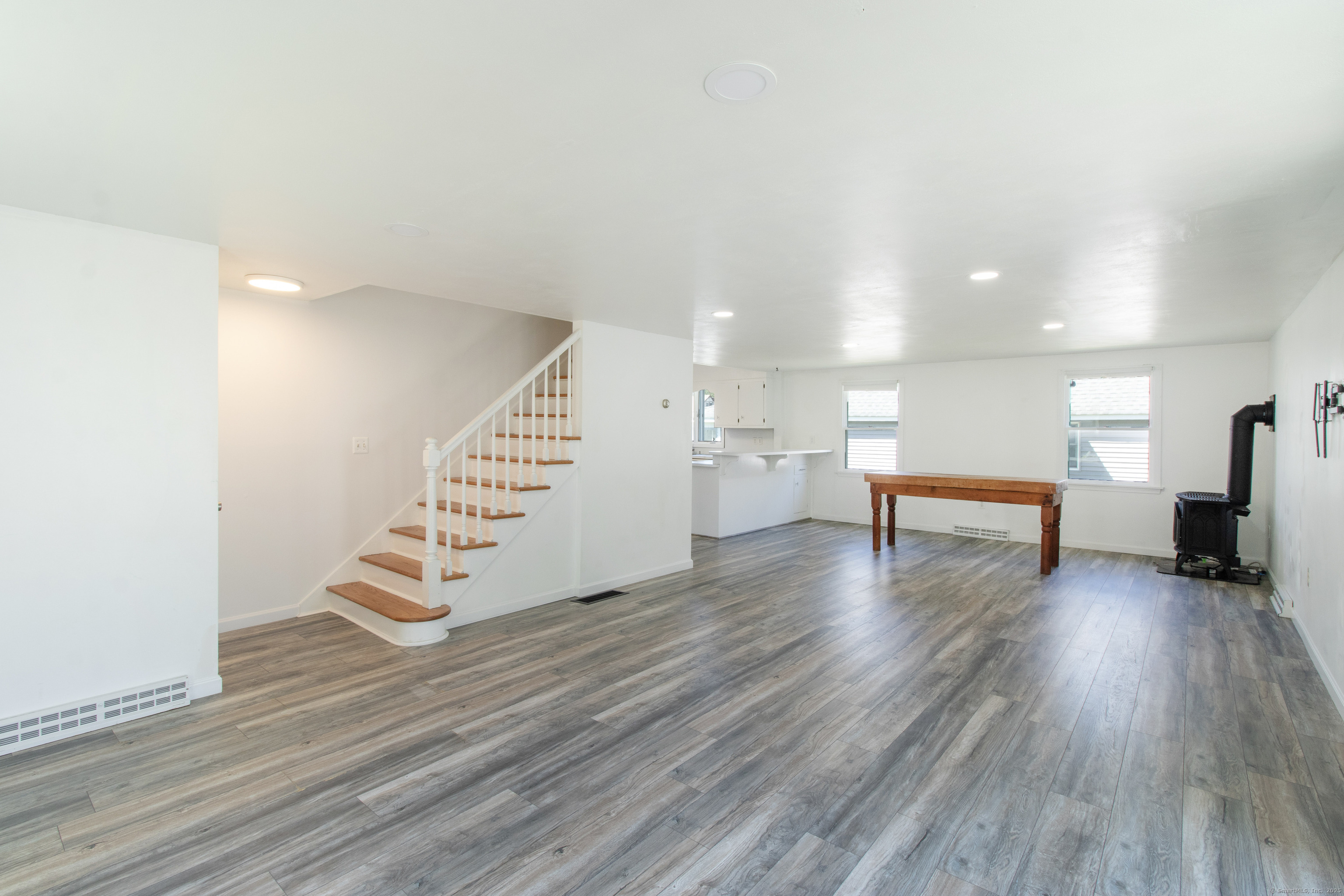 38 Mohican Road Old Saybrook, CT 06475 - Photo 18 of 34