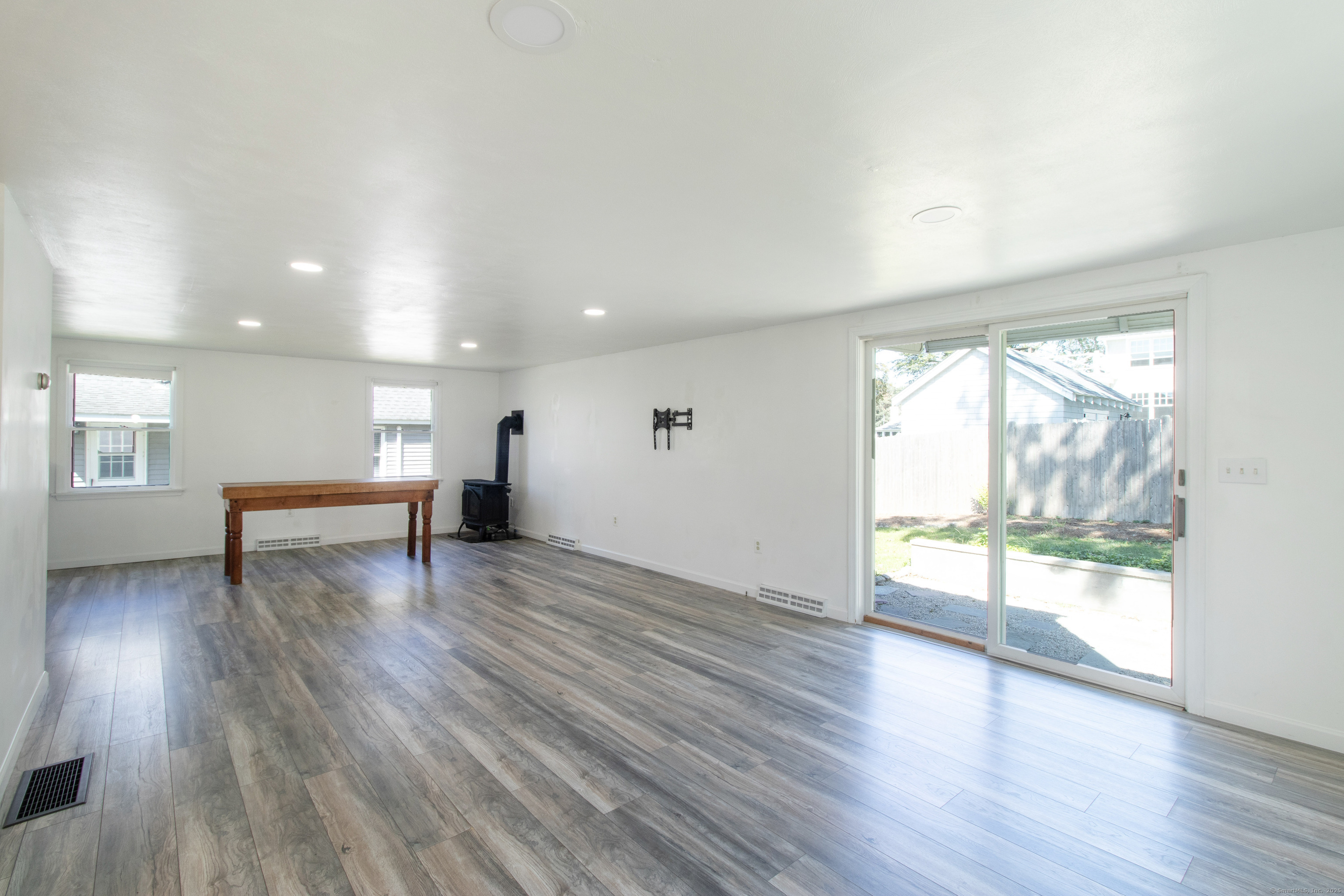 38 Mohican Road Old Saybrook, CT 06475 - Photo 19 of 34