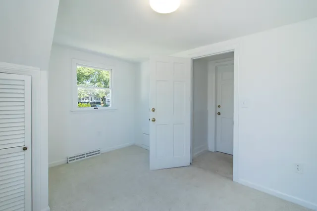 $2,800 | 38 Mohican Road, Old Saybrook, CT 06475