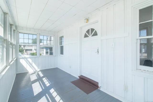 $2,800 | 38 Mohican Road, Old Saybrook, CT 06475