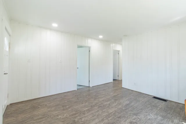 $2,800 | 38 Mohican Road, Old Saybrook, CT 06475