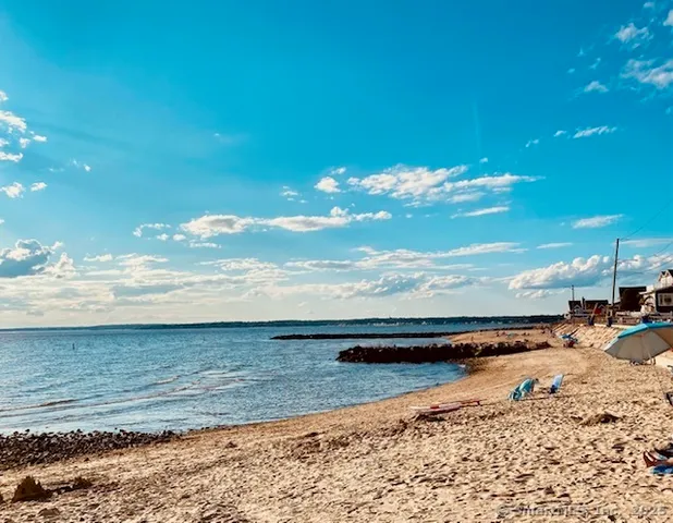 $2,800 | 38 Mohican Road, Old Saybrook, CT 06475