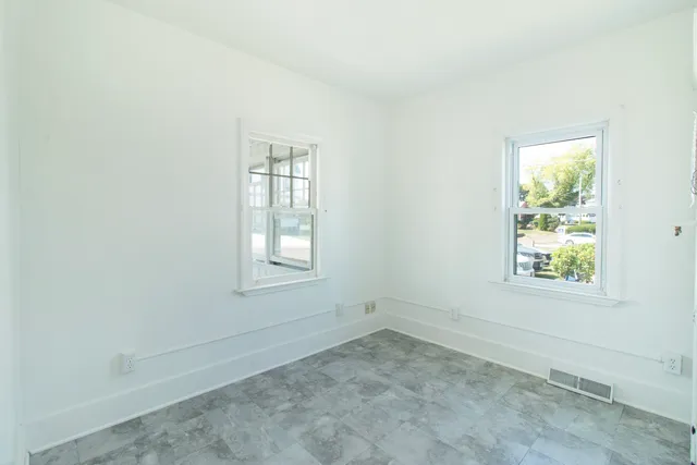 $2,800 | 38 Mohican Road, Old Saybrook, CT 06475