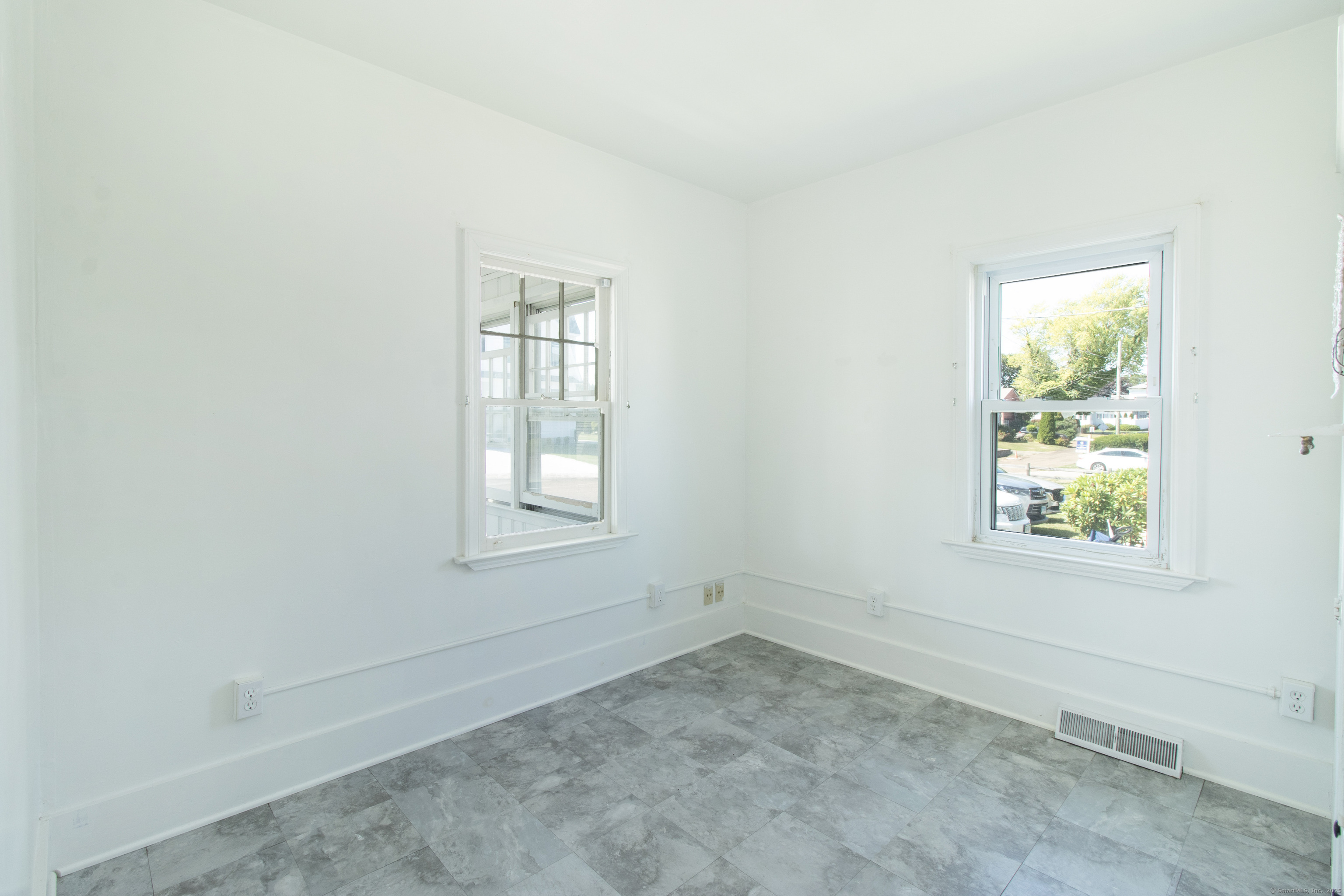 38 Mohican Road Old Saybrook, CT 06475 - Photo 5 of 34