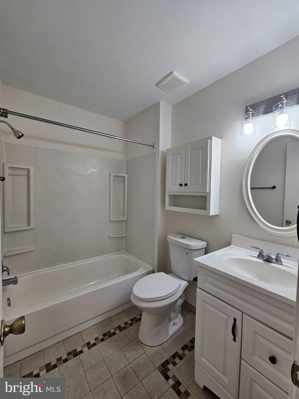 7705 Lexton Place, Unit E Springfield, VA 22152 - Photo 26 of 32 Gallery Image 26