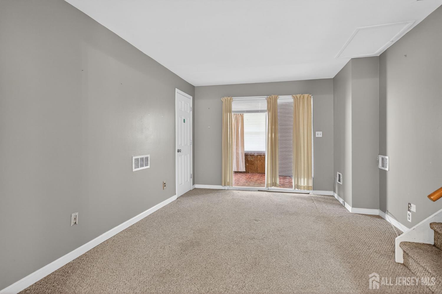24 Moryan Road Edison, NJ 08817 - Photo 16 of 33