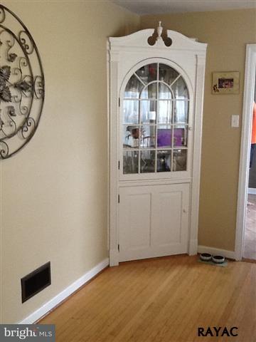 1943 North Hills Road York, PA 17406 - Photo 12 of 24 Gallery Image 12