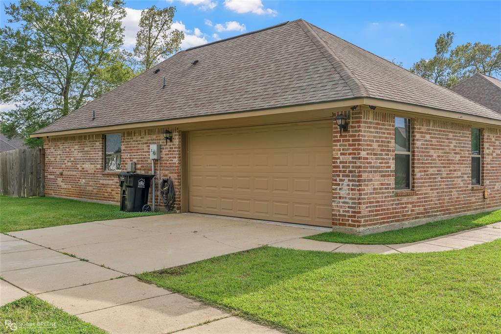 161 Bent Tree Loop Haughton, LA 71037 - Photo 3 of 34