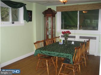 11 West Chelfield Road Glenside, PA 19038 - Photo 3 of 9 Gallery Image 3