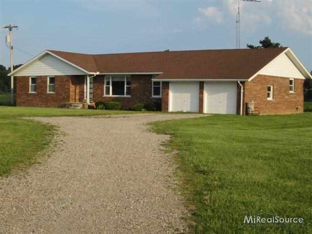 3440 Galbraith Line Road Yale, MI 48097 - Photo 1 of 17 31158113.JPG