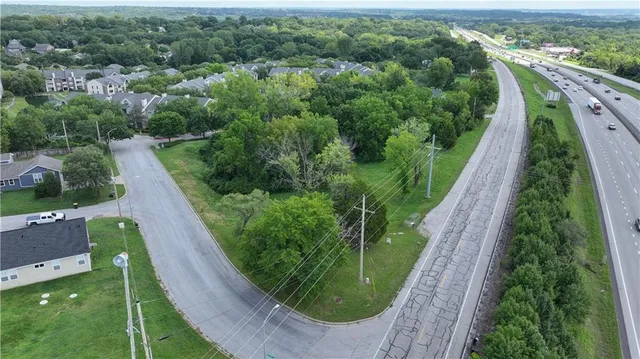 $150,000 | 6217 Northwest Roanridge Road, Kansas City, MO 64151