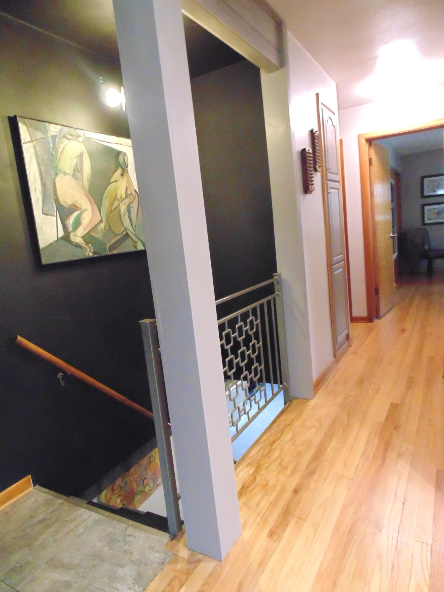 6801 Forest Avenue Gary, IN 46403 - Photo 17 of 23 a view of entry way