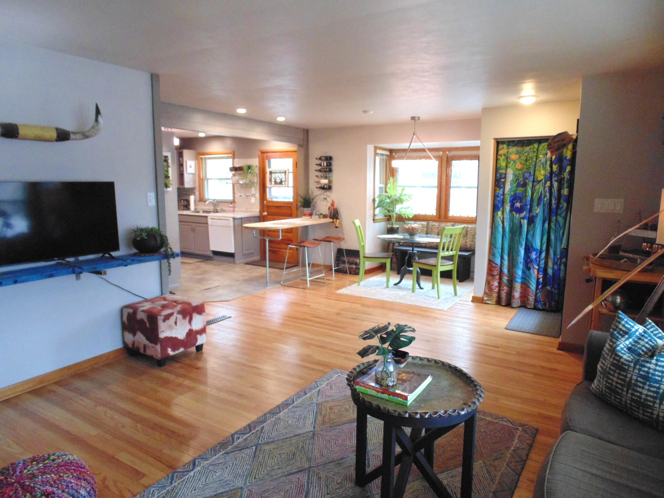 6801 Forest Avenue Gary, IN 46403 - Photo 5 of 23 a living room with furniture and a flat screen tv