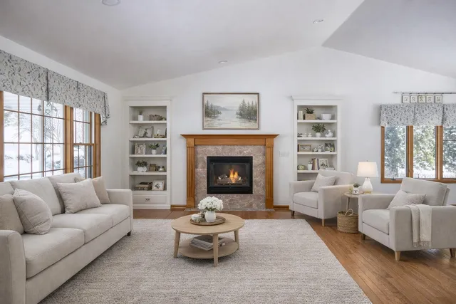 $464,900 | 527 Applewood Drive, Kimberly, WI 54136