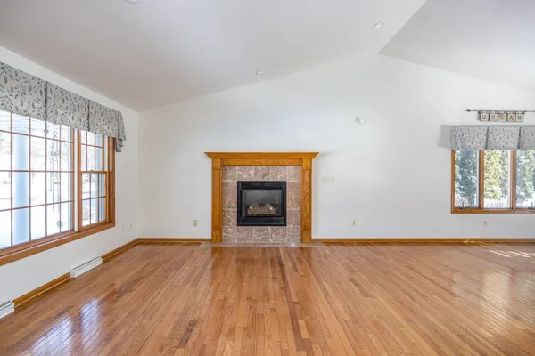 $454,900 | 527 Applewood Drive, Kimberly, WI 54136