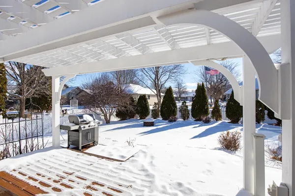 $454,900 | 527 Applewood Drive, Kimberly, WI 54136